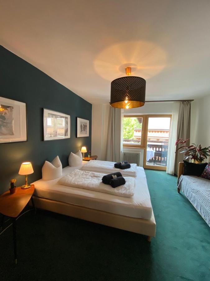 Cafe Schneider Appartments Санкт-Антон-ам-Арльберг Экстерьер фото