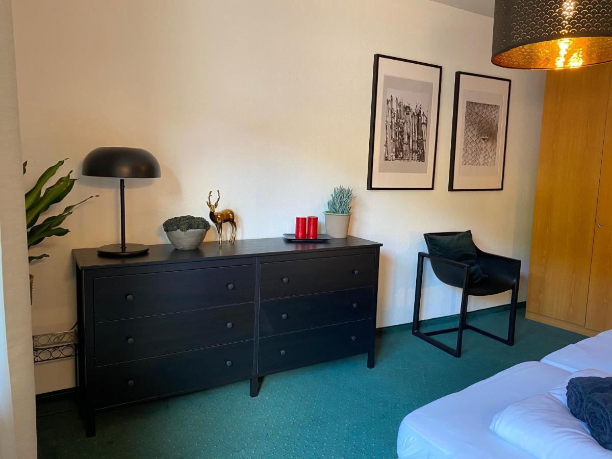 Cafe Schneider Appartments Санкт-Антон-ам-Арльберг Экстерьер фото