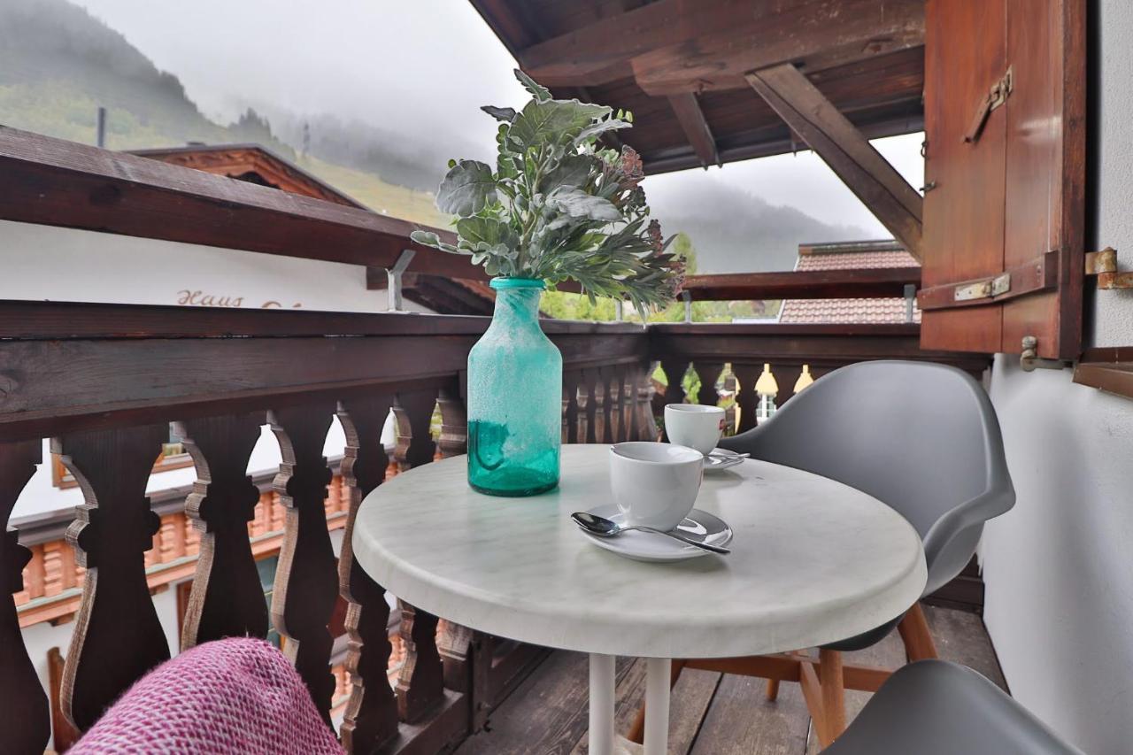 Cafe Schneider Appartments Санкт-Антон-ам-Арльберг Экстерьер фото